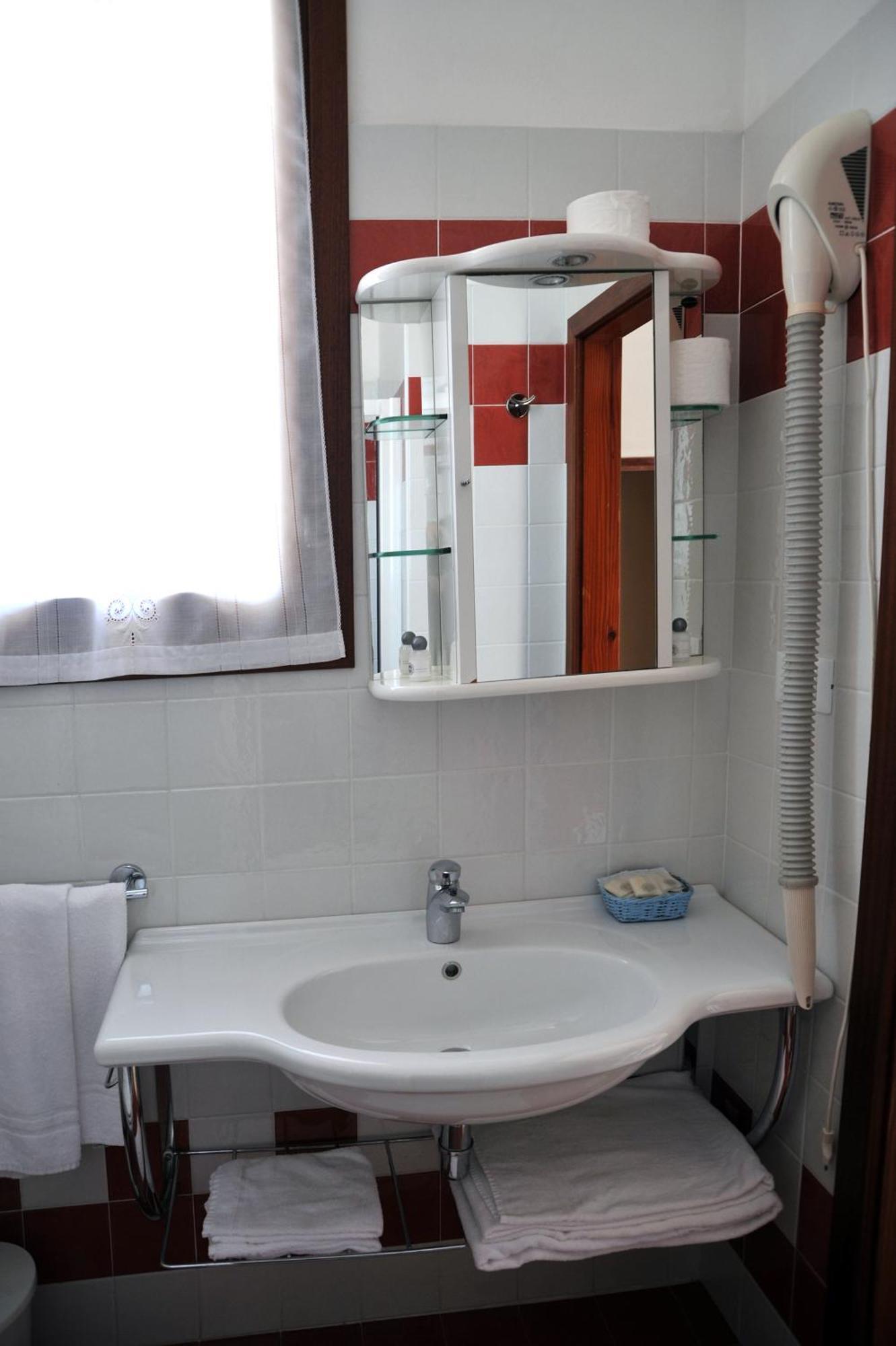 Hotel Reno Lido di Jesolo Kültér fotó