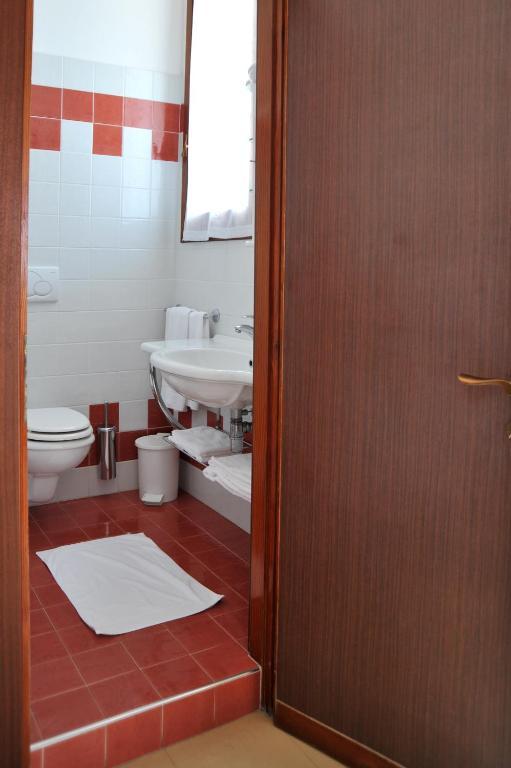Hotel Reno Lido di Jesolo Kültér fotó